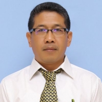 Drs. Ari Pujosusanto, M.Pd.